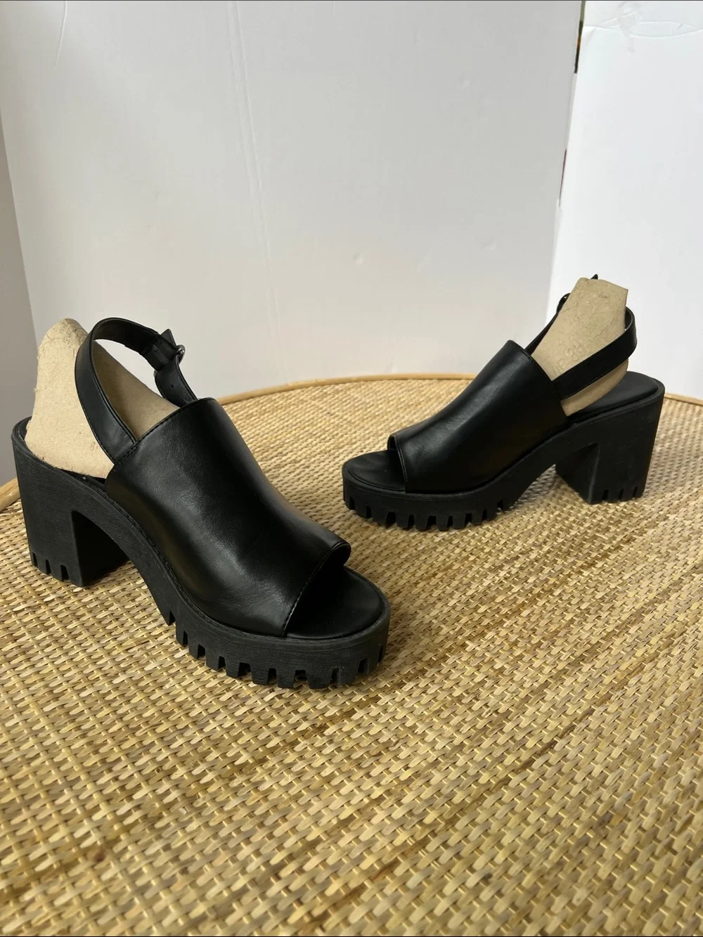 Retro 90s Y2K Steve Madden Sunnyside Sandal Lug Sole Platform SlingBack Black 10